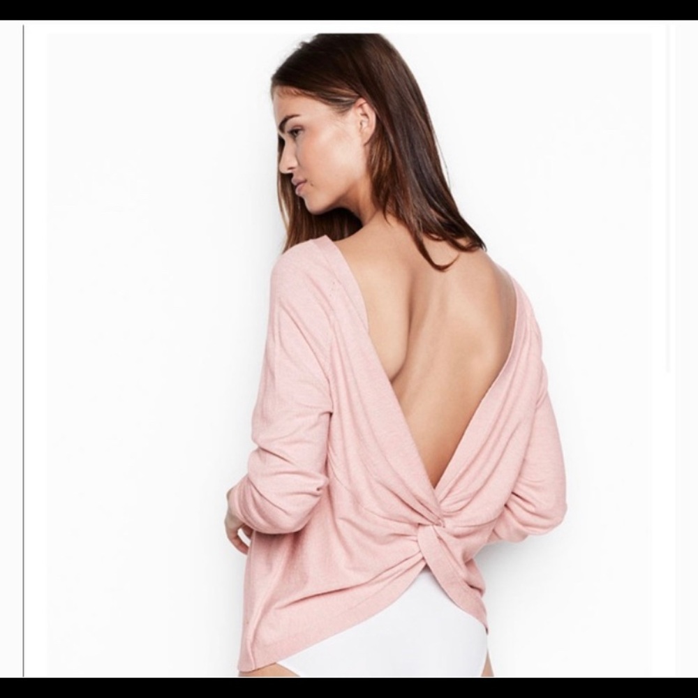 5/$25 Victoria’s Secret criss cross back sweater black with details size xl